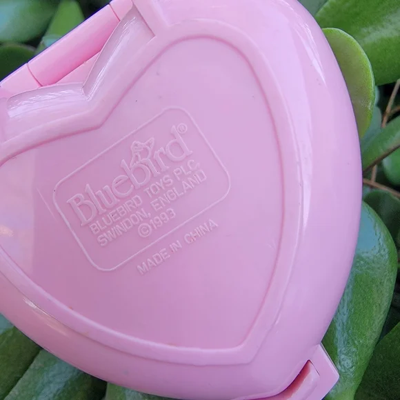 Vintage 90's Polly Pocket Heart-Shaped Pink House Garden Playset - Picture 7 of 7